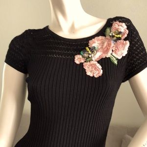 Appliqué rayon sweater